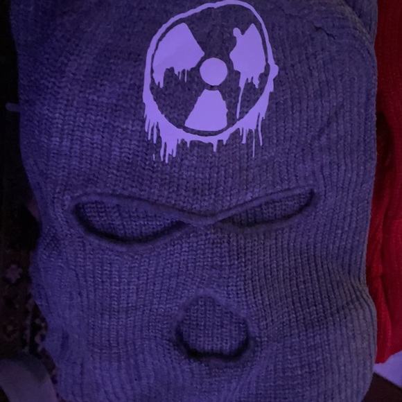 ski mask are available - Picture 3 of 3